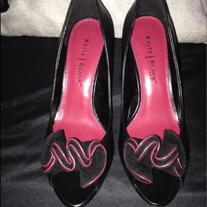 White House Black Market Peep Toe Heels w/ Ruffle